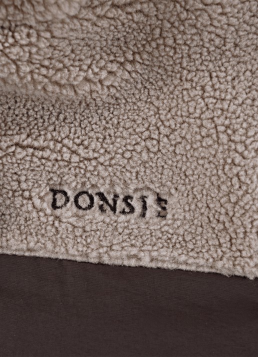 Donsje Amsterdam Jack met capuchon en logoborduring - detail 2 donkerbruin