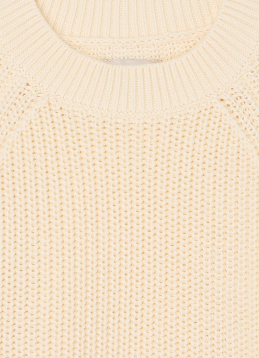 Donsje Amsterdam Jade grofgebreide trui met ronde hals - detail 4 beige