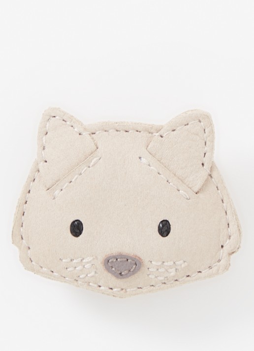 Donsje Amsterdam Josy Classic Cat haarclip van leer - voorkant ivoor