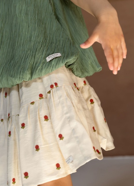 Donsje Amsterdam Lazie Red Roses rok met tule - voorkant 4 zand