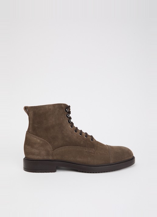 Doucal's Derby veterboot van suède