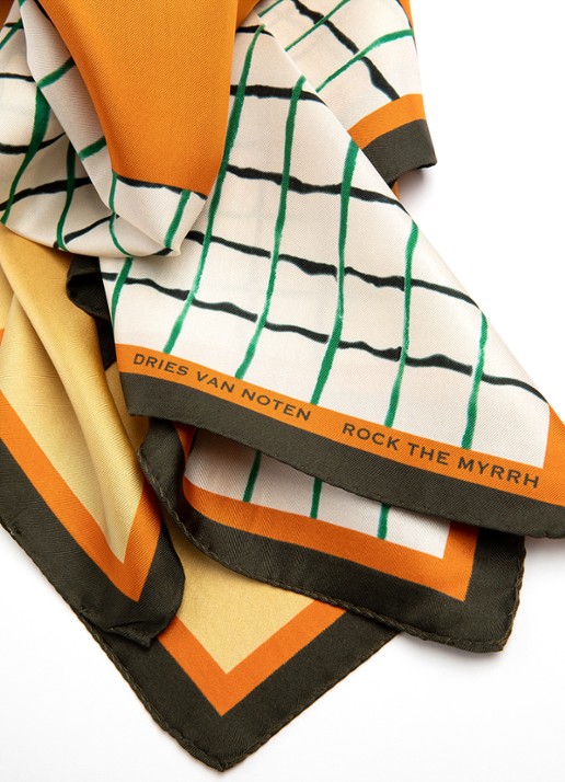 Dries Van Noten Foulard Rock the Myrrh - zijden sjaal 75 x 75 cm - voorkant 2 rock the myrrh