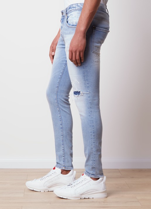 Dsquared2 Skinny jeans met lichte wassing en destroyed afwerking - detail 4 indigo