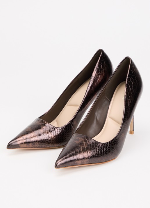Dune London Assured pump van leer met crocostructuur - detail donkerbruin