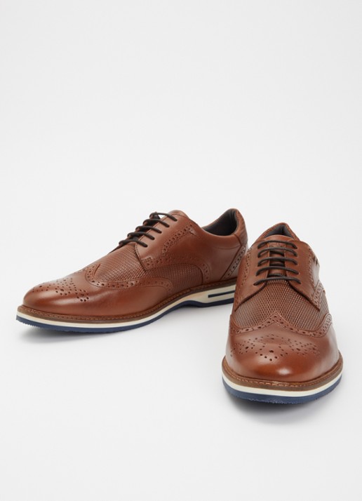 Dune London Barkings brogue van nubuck  - detail roodbruin