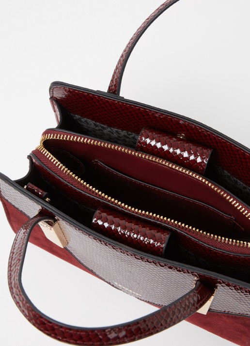 Dune London Dinkydenbeigh handtas met afneembare schouderriem  - detail bordeauxrood