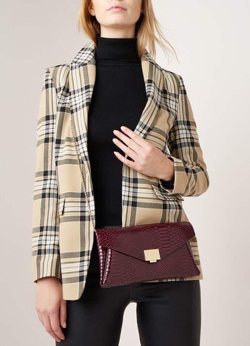 Dune London Envela clutch met crocostructuur - voorkant 2 aubergine