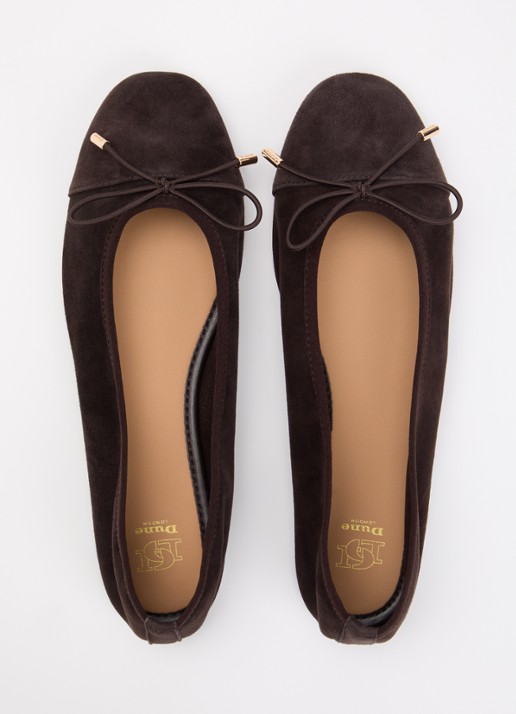 Dune London Haliah ballerina van leer met strikdetail - detail 4 donkerbruin