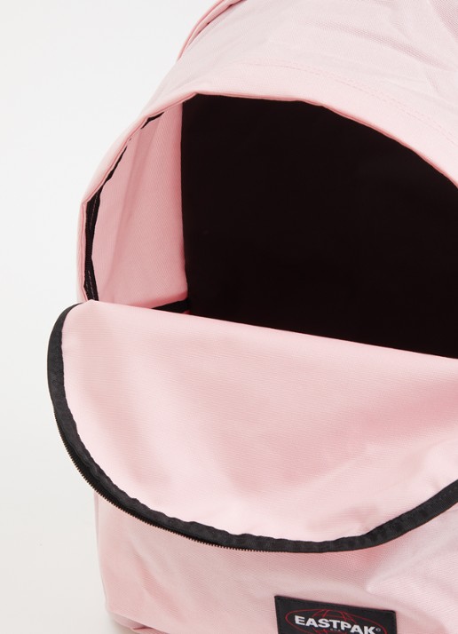 Eastpak Day Office rugzak met 16 inch laptopvak  - detail lichtroze