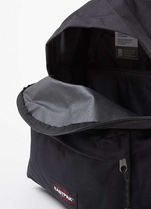Eastpak Day Pak'r rugzak met 14 inch laptopvak  - detail 3 zwart