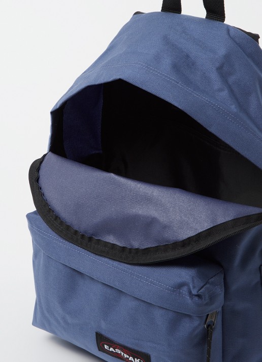 Eastpak Day Pak'R rugzak met 14 inch laptopvak - detail 2 staalblauw
