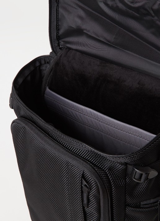 Eastpak Tecum Top rugzak met 15 inch laptopvak - detail zwart