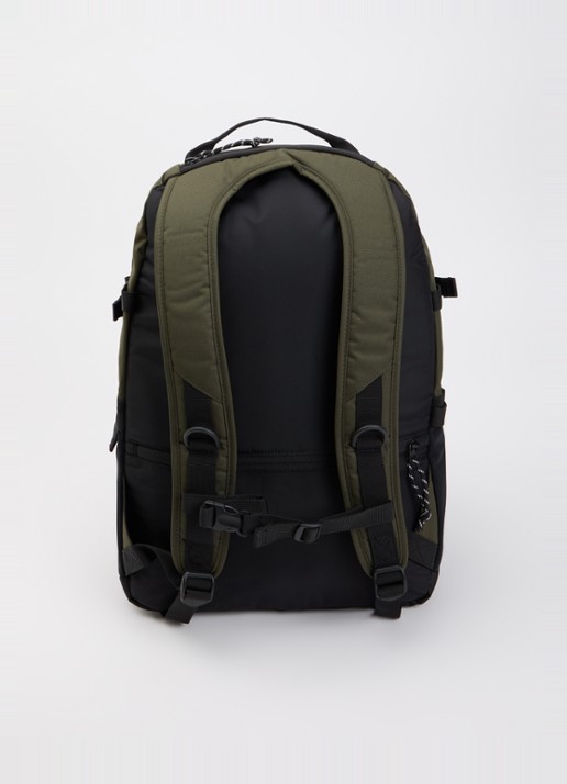 Eastpak Volker Pro rugzak met 16 inch laptopvak   - achterkant bronsgroen
