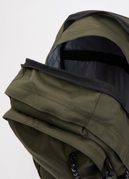 Eastpak Volker Pro rugzak met 16 inch laptopvak   - detail 3 bronsgroen