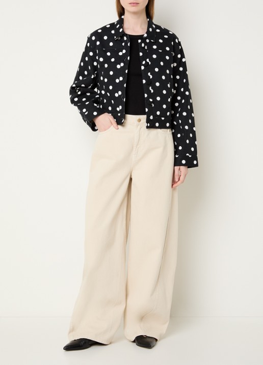 Essentiel Antwerp Jaborosa cropped jack met stippenprint - voorkant 2 zwart