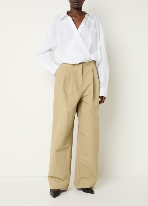 Essentiel Antwerp Jammer high waist wide fit broek met steekzkken - voorkant 2 khaki