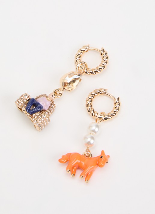 Essentiel Antwerp Jessika oorringen met hanger - detail goud