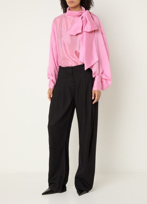 Essentiel Antwerp Karismatic top met sjaalkraag - voorkant 4 roze