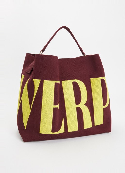Essentiel Antwerp Karoll shopper met logoborduring en afneembare schouderriem - achterkant 5 aubergine