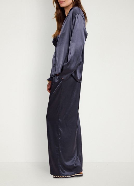 Essenza Elodie loungetop met glanzende finish - achterkant 8 donkerblauw