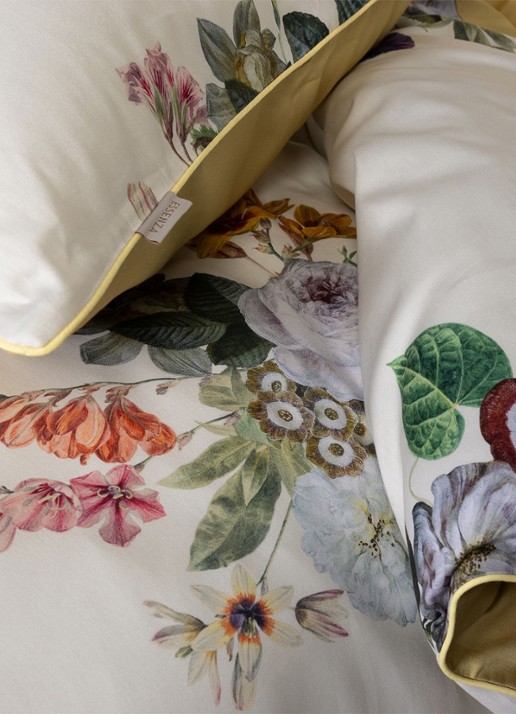 Essenza Laurine dekbedovertrekset van katoensatijn 220TC - inclusief kussenslopen - detail 4 beige