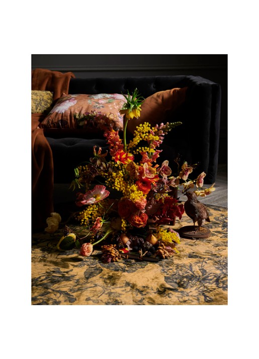 Essenza Vivienne vloerkleed met bloemenprint 90 cm - detail 4 okergeel