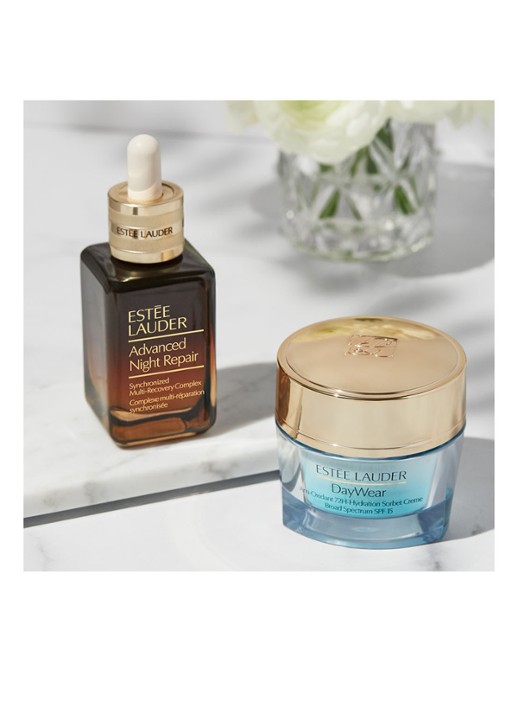 Estée Lauder DayWear Anti-Oxidant 72H-Hydration Sorbet Creme SPF 15 - hydraterende dagcrème - detail 4 undefined