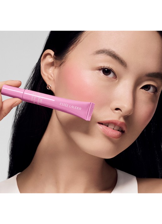 Estée Lauder Futurist Blushmaker - crème blush - detail 5 meet cute