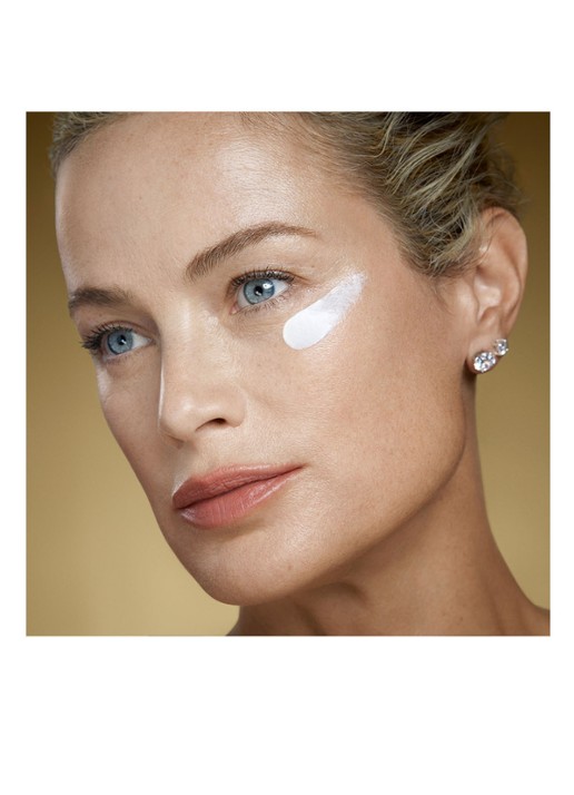 Estée Lauder Re-Nutriv Ultimate Lift Regenerating Youth Eye Crème Rich - oogcrème - detail 3 undefined
