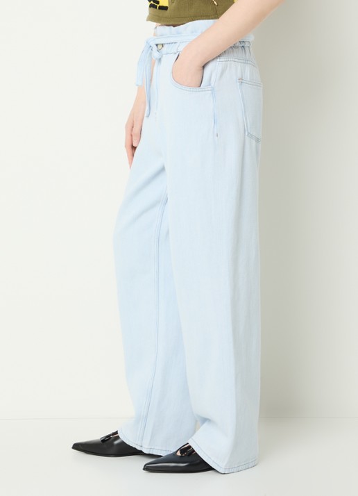 Fabienne Chapot High waist wide leg jeans met lichte wassing - detail 4 lichtblauw