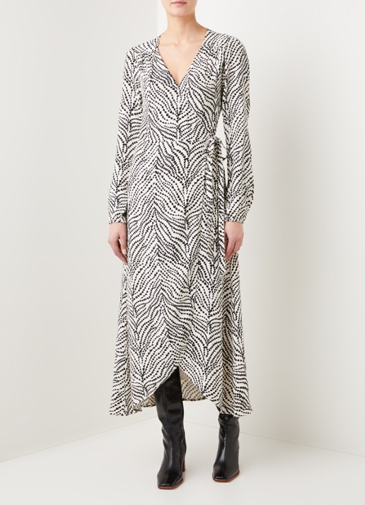 Fabienne Chapot Natasja maxi wikkeljurk met print - detail 4 beige