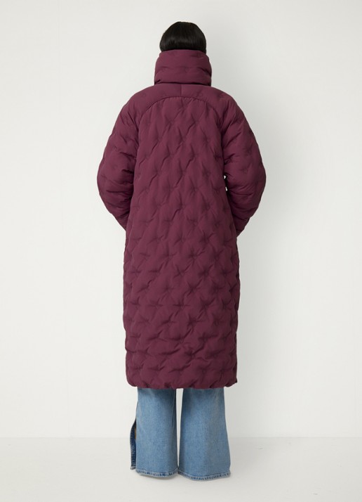 Fabienne Chapot Pomme longline pufferjas met steekzakken - achterkant 3 bordeauxrood