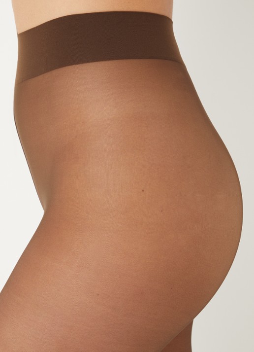 Falke Matt Deluxe panty in 20 denier - detail 4 bruin