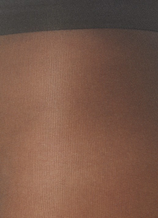 Falke Matte Deluxe panty in 30 denier - detail 3 zwart