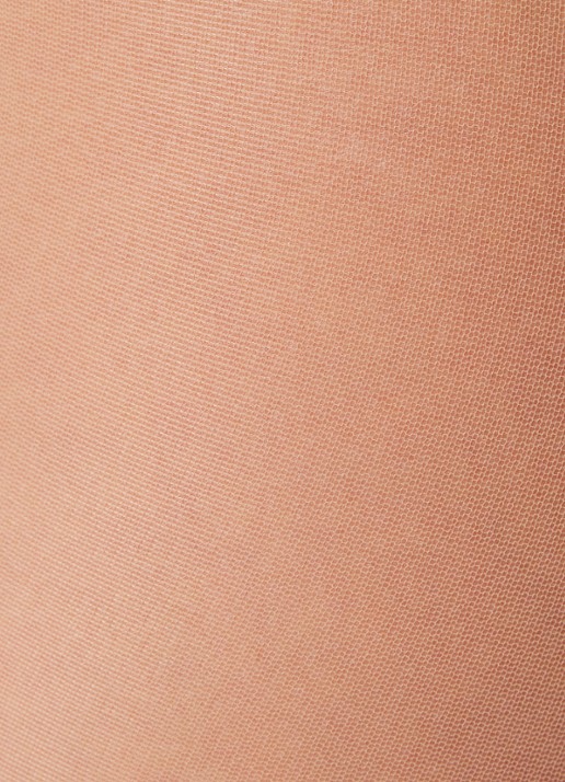 Falke Pure Matt panty in 20 denier - detail donkerbeige