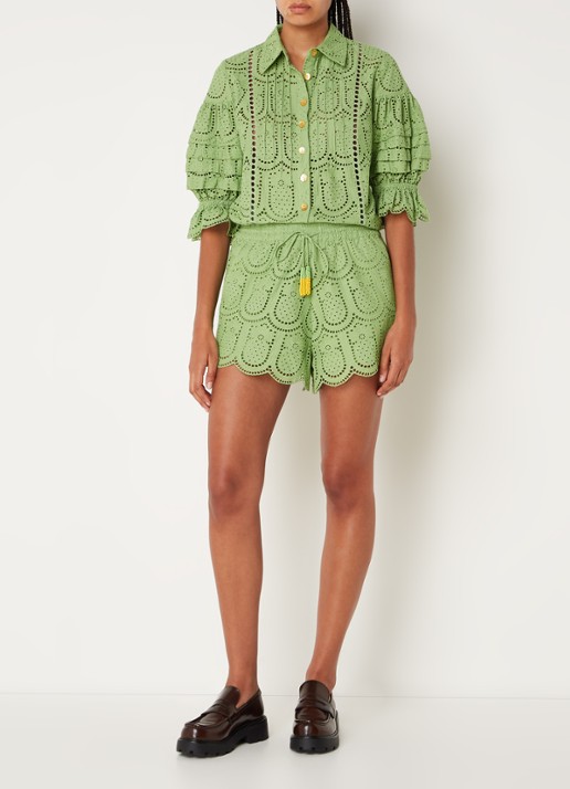 Farm Rio Eyelet high waist straight fit korte broek van broderie - voorkant 2 groen