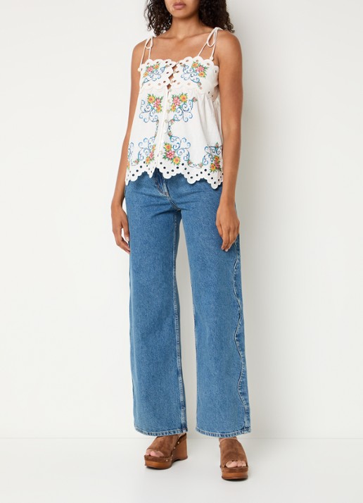 Farm Rio Grandma's Treasure top in linnenblend met bloemenborduring - voorkant 4 gebroken wit