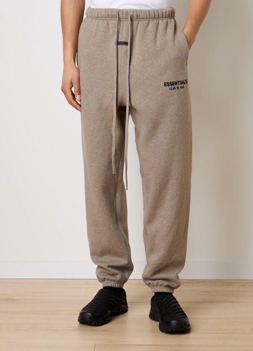 Fear of God Essentials AS25 loose fit joggingbroek met logo