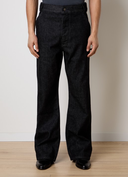 Fear of God Essentials Flared jeans met donkere wassing en backprint - achterkant 3 zwart