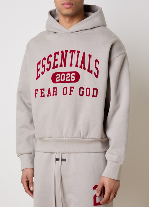 Fear of God Essentials Hoodie met flockprint - detail 4 grijs