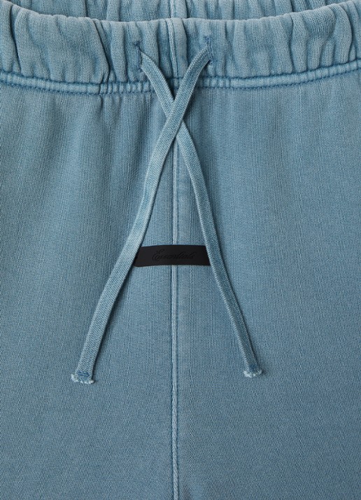 Fear of God Essentials Loose fit korte joggingbroek met logo - detail 3 zeegroen