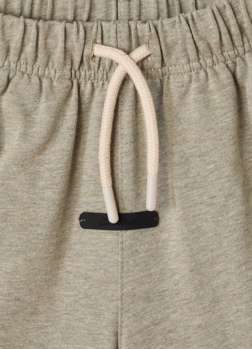 Fear of God Essentials Straight fit korte joggingbroek met logo - detail 3 khaki