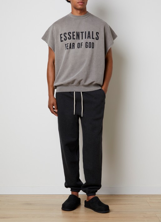 Fear of God Essentials Sweater met logoprint - voorkant 5 beige