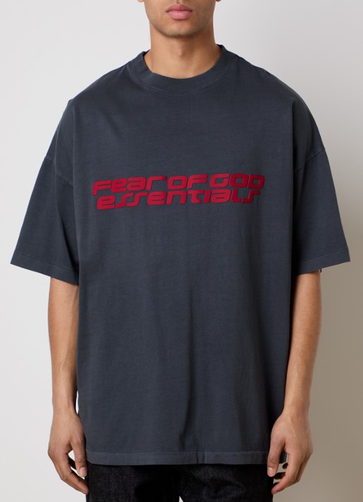 Fear of God Essentials T-shirt met front- en backprint
