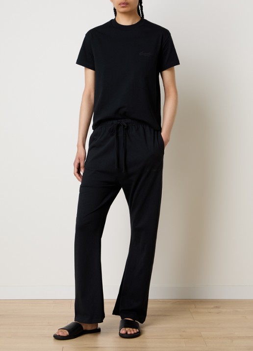 Fear of God Essentials T-shirt met logo en ronde hals - voorkant 2 zwart