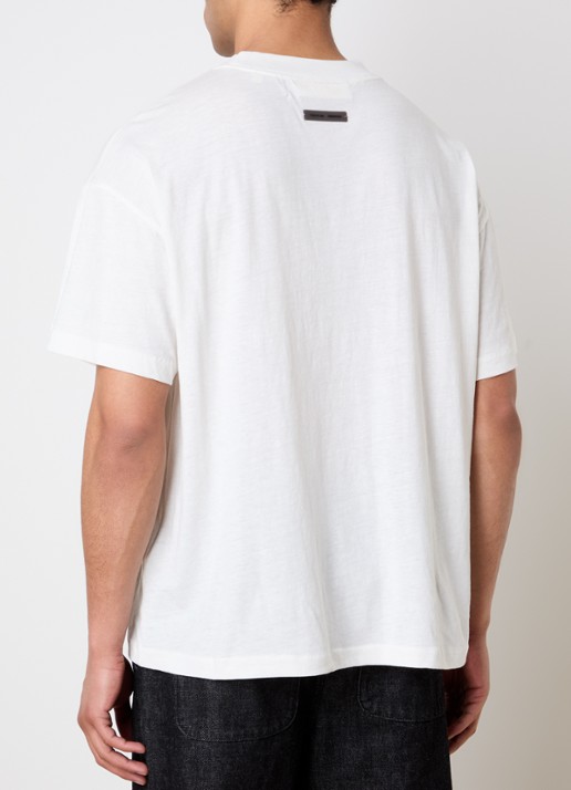 Fear of God Essentials T-shirt met logo - achterkant 3 ivoor