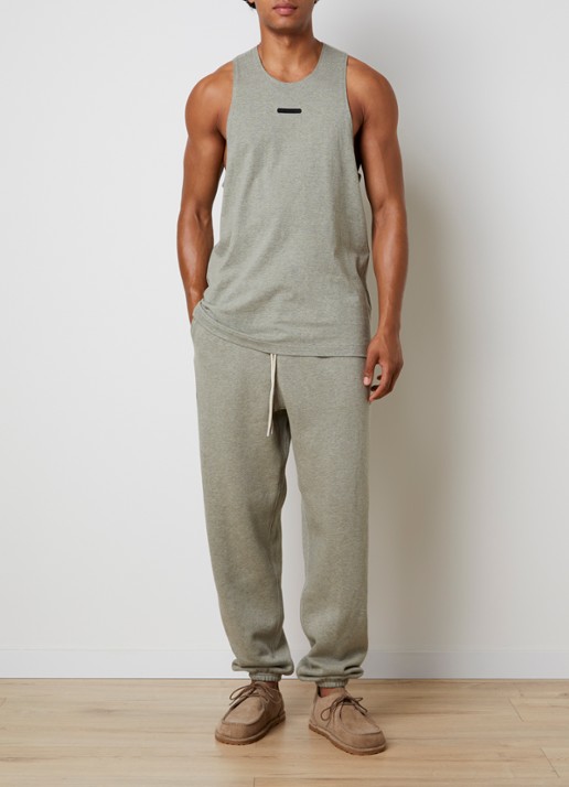 Fear of God Essentials Tanktop met logo - voorkant 5 lichtgrijs