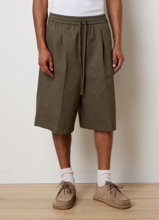 Fear of God Essentials Twill straight fit korte broek met steekzakken