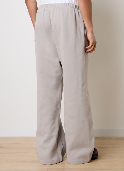 Fear of God Essentials Wide fit joggingbroek met flockprint - achterkant 6 grijs