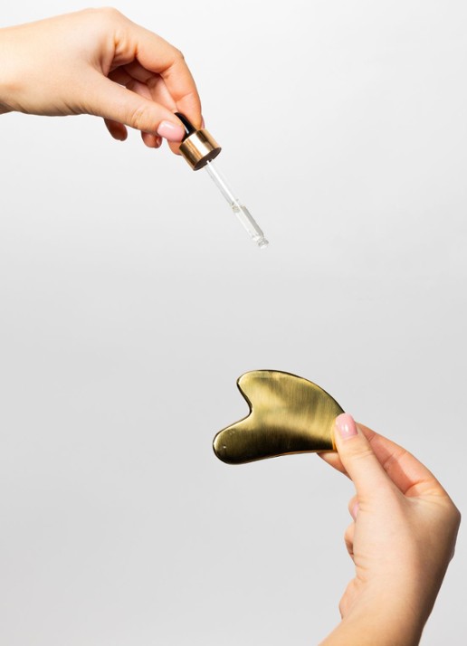 Feather Women Golden Gua Sha - gezichtsroller - detail 6 undefined